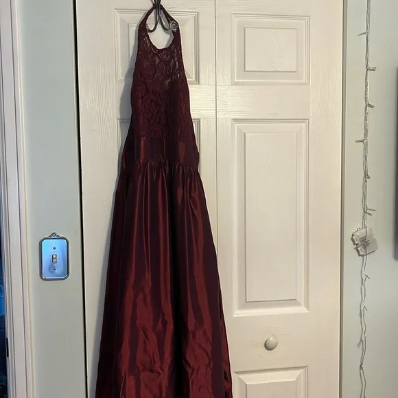 maroon long dress with lace halter - Picture 1 of 2